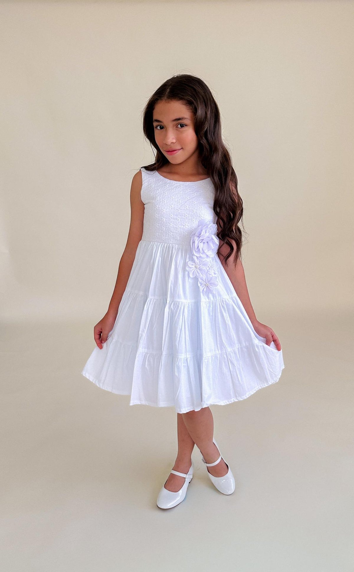 Vestido Blanco para Niña Delicada